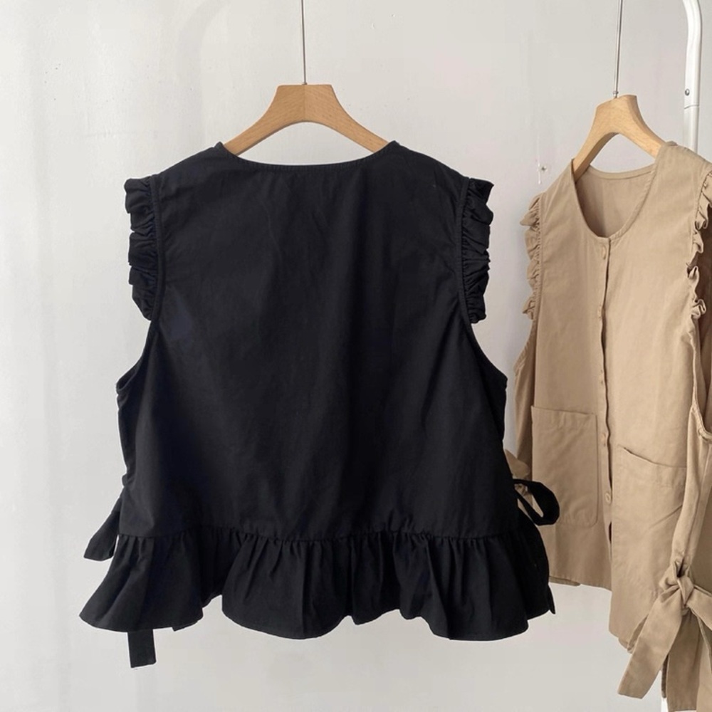 Universal Thread Black Ruffled Blouse - image 6